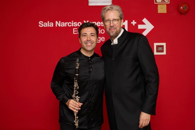 La Sinfónica de la Región de Murcia conquista al público con un extraordinario concierto junto a Pablo Barragán y Michal Nesterowicz - 3, Foto 3