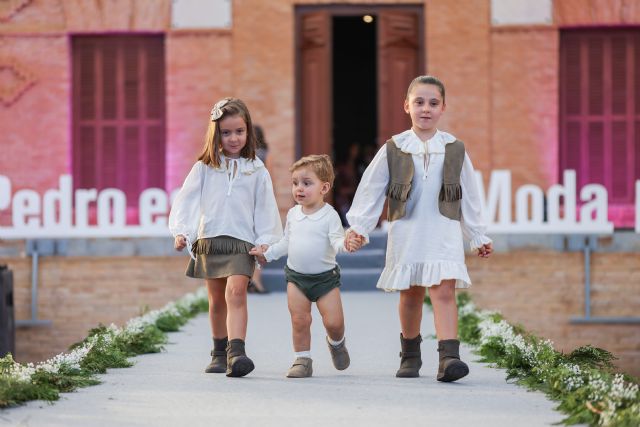 El comercio pinatarense muestra sus tendencias en la pasarela `San Pedro está de moda - 2, Foto 2