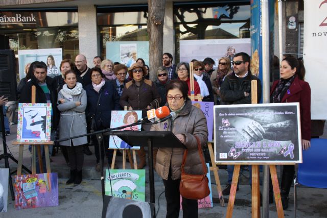 Cehegín alza su voz contra la violencia de género en el 25 de noviembre - 2016 - 3, Foto 3