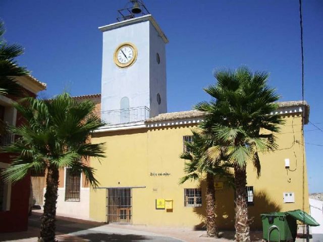 El Ayuntamiento de Campos del Río trabaja para conseguir la rehabilitación de la Torre del Reloj - 1, Foto 1