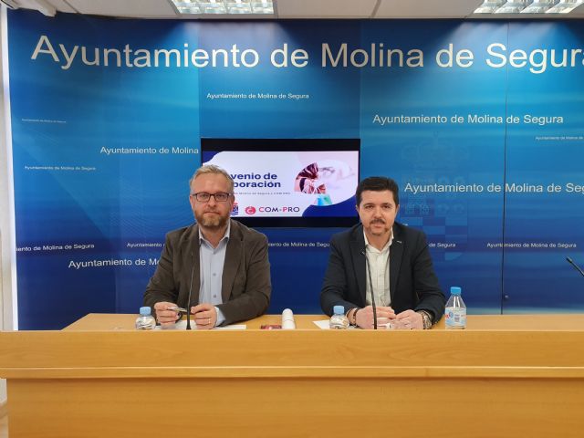 El Ayuntamiento de Molina de Segura concede una subvención a la Asociación de Comercios Profesionales COM-PRO para la dinamización del comercio local - 3, Foto 3