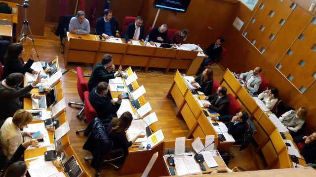 El PP logra sacar adelante su moción en defensa de la libertad educativa y religiosa - 1, Foto 1