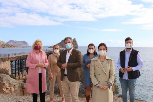 El PP pide al Gobierno de Sánchez un compromiso real con Águilas y que apueste por la rehabilitación del embarcadero del Hornillo en los PGE - 1, Foto 1