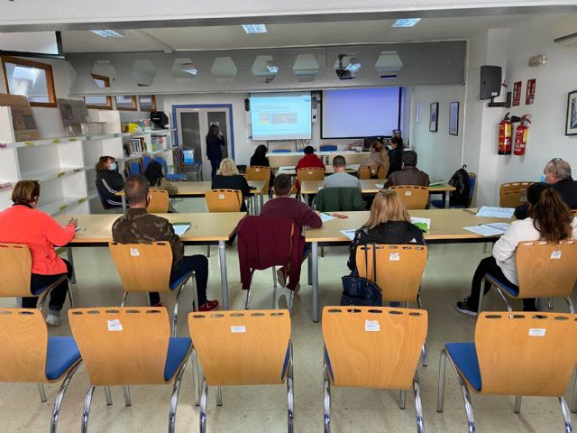 Manipulador de alimentos. Sector elaboración de alimentos y restauración en el medio rural - 2, Foto 2