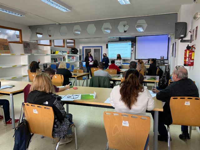 Manipulador de alimentos. Sector elaboración de alimentos y restauración en el medio rural - 4, Foto 4