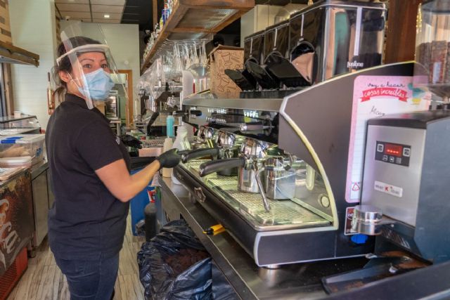 La oficina de ayuda al hostelero supera las 390 gestiones en sus dos primeras semanas abierta - 1, Foto 1