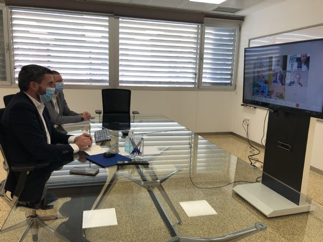 La Comunidad consigue el compromiso del ministro de Consumo de no aplicar la subida del IVA a zumos y néctares - 1, Foto 1