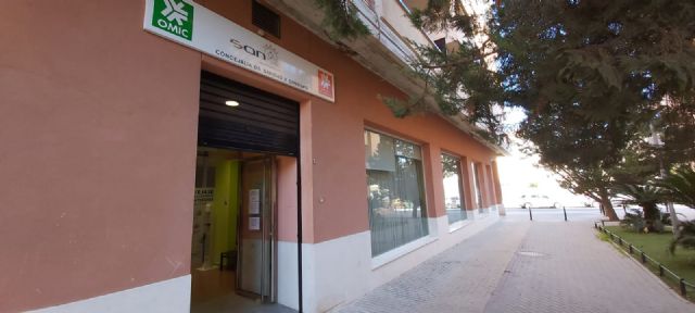 La Oficina Municipal de Información al Consumidor de Lorca está prestando servicio de información y asesoramiento a los afectados por el cierre de las CLÍNICAS DENTIX - 1, Foto 1