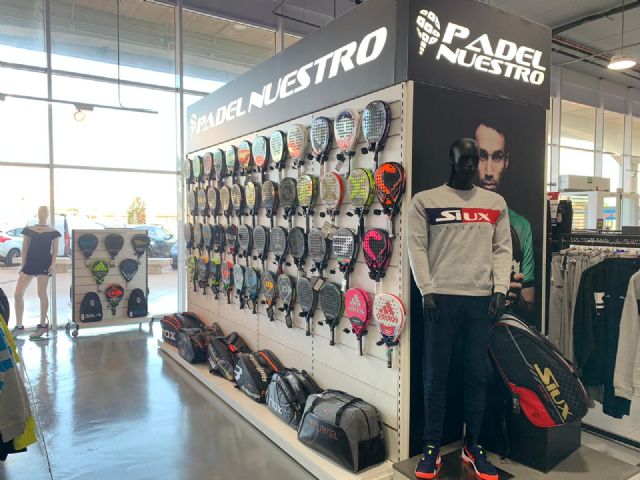 Nueva tienda Padel Nuestro en Intersport Ademuz - 2, Foto 2