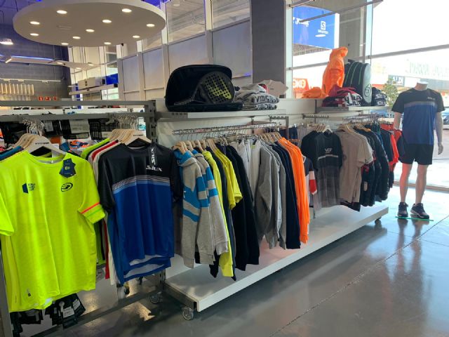Nueva tienda Padel Nuestro en Intersport Ademuz - 5, Foto 5