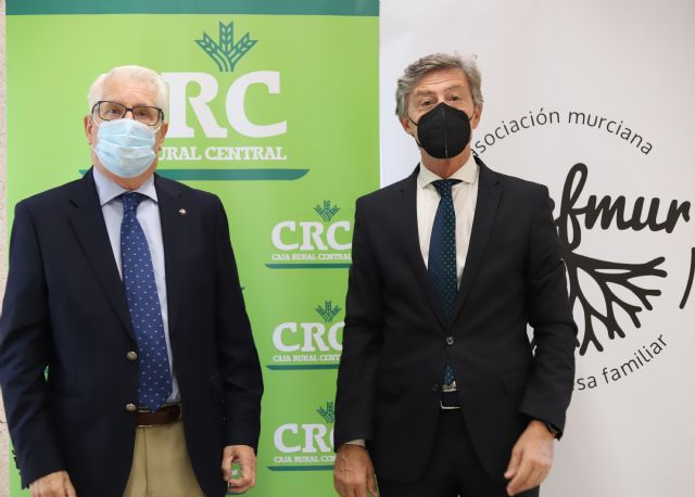 AMEFMUR y Caja Rural Central trabajarán conjuntamente para ayudar a las empresas familiares a reforzar su competitividad y facilitar el relevo generacional - 1, Foto 1
