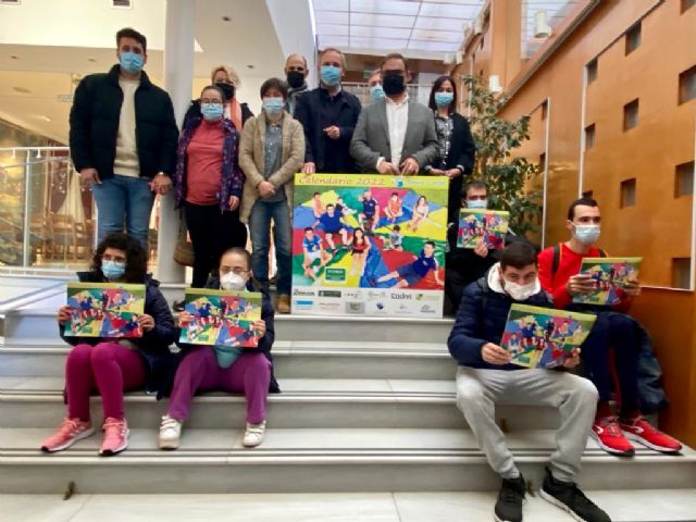 El Ayuntamiento anima a adquirir, una edición más, el Calendario Solidario de Down Lorca del que se han editado 3.500 ejemplares - 1, Foto 1