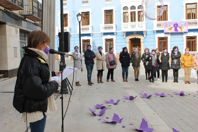Bullas se concentra contra la Violencia Día Internacional para la Eliminación de la Violencia hacia las Mujeres - 2, Foto 2