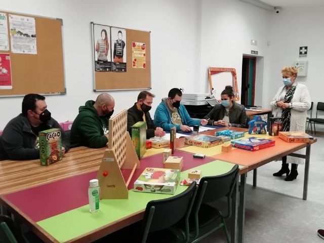 El ayuntamiento de Torre Pacheco firma un convenio de colaboración con la asociación la Piedra del Mago - 1, Foto 1