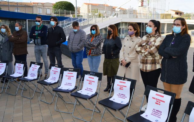 Homenaje en Las Torres de Cotillas a las 42 víctimas de la violencia de género en España en 2021 - 5, Foto 5