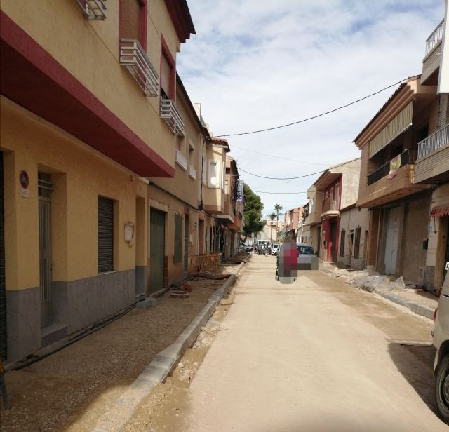 Cerca de una treintena de vecinos de la calle Pablo Neruda y el PP exigen al Ayuntamiento la construcción de una nueva red de saneamiento - 3, Foto 3