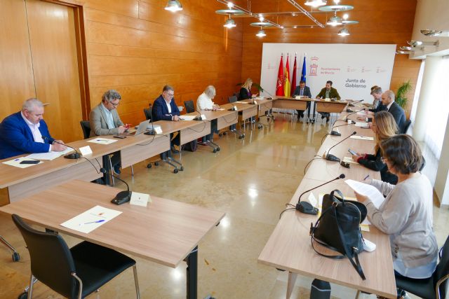 La Junta de Gobierno acuerda la resolución del contrato de las sillas - 1, Foto 1