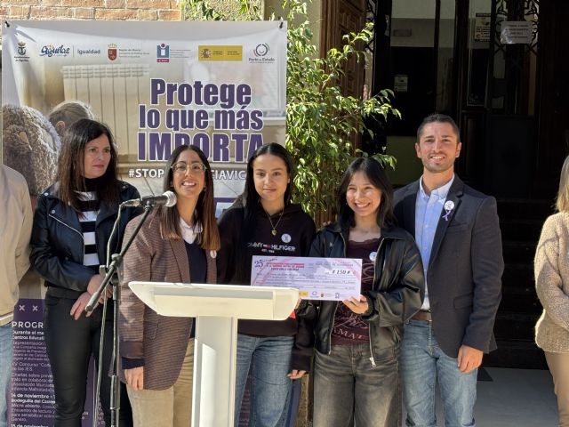 Protege lo que más importa, lema de la campaña de la Concejalía de Igualdad con motivo del 25N 2025 - 4, Foto 4