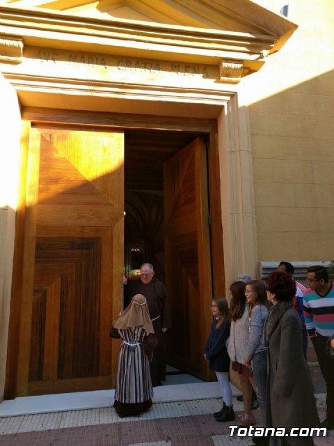 Belén viviente. Parroquia de las Tres Avemarías. Navidad 2017, Foto 5