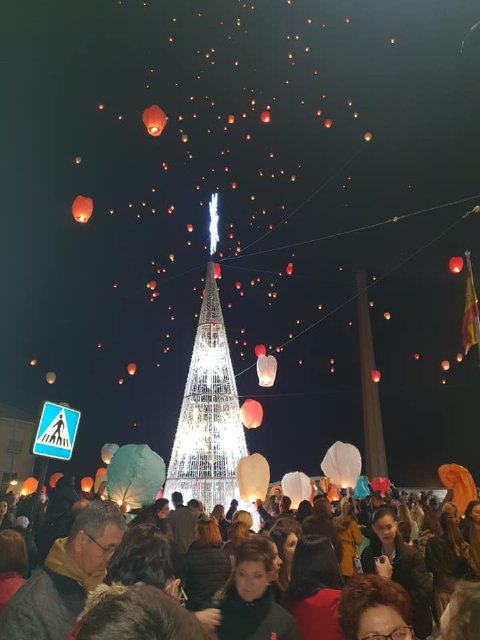 3.500 sueños lanzados al cielo de la Navidad torreña - 2, Foto 2