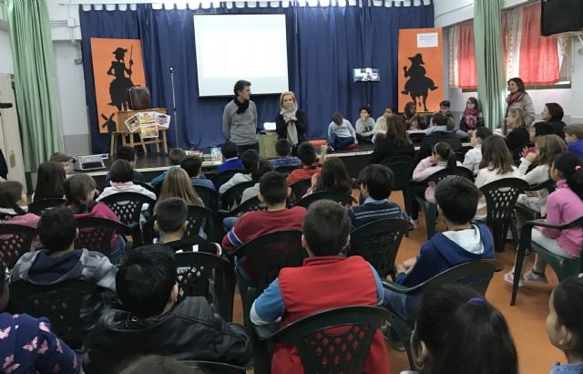 La Comunidad refuerza con un plan específico las medidas para promover el hábito de la lectura en todos los centros educativos - 1, Foto 1