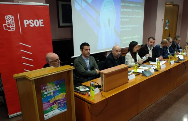 Serrano apuesta por reducir el tráfico motorizado, mejorar el transporte público, contar con más carriles bici y zonas peatonales y fomentar los vehículos eléctricos y las energías renovables - 2, Foto 2