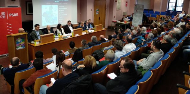 Serrano apuesta por reducir el tráfico motorizado, mejorar el transporte público, contar con más carriles bici y zonas peatonales y fomentar los vehículos eléctricos y las energías renovables - 3, Foto 3