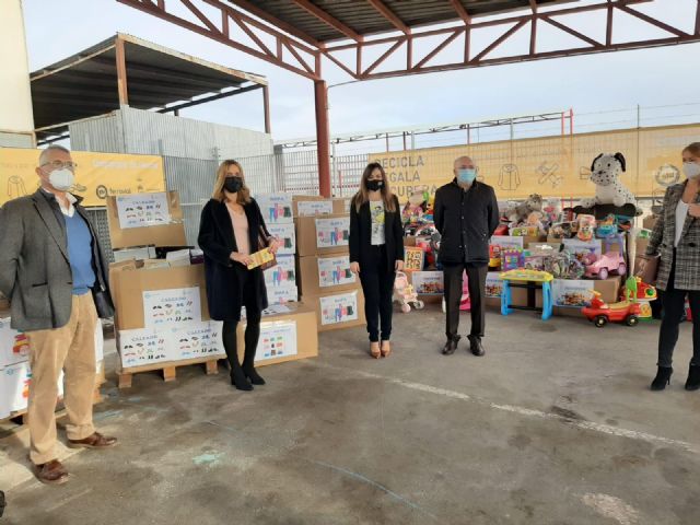La campaña 'Recicla, regala y recupera por los demás y por el medioambiente' se repetirá cada cambio de estación debido al éxito de la primera edición - 3, Foto 3
