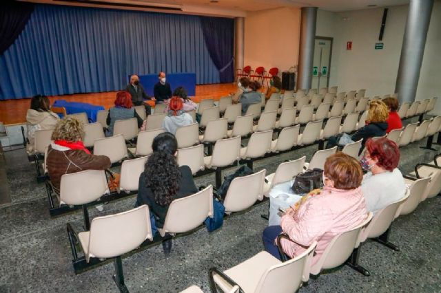 Ayuntamiento y comparsas acuerdan aplazar el Carnaval de Lorca 2022 al mes de junio - 1, Foto 1