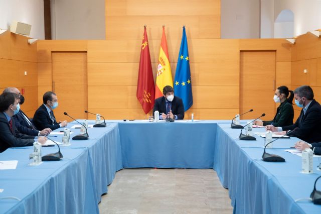 José García traslada a López Miras la preocupación del sector alimentario por la Ley del plástico, obliga a asumir un alto coste a la industria y lastra su competitividad - 3, Foto 3