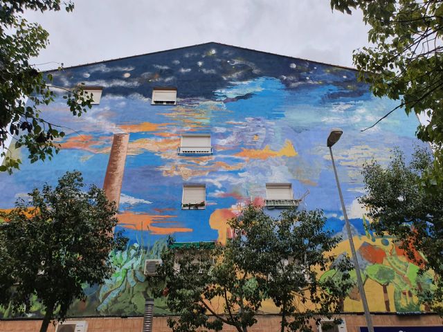 El Barrio de Santa Bárbara cuenta con dos grandes murales realizados por el artista molinense Juan Manuel Puche Riquelme - 3, Foto 3