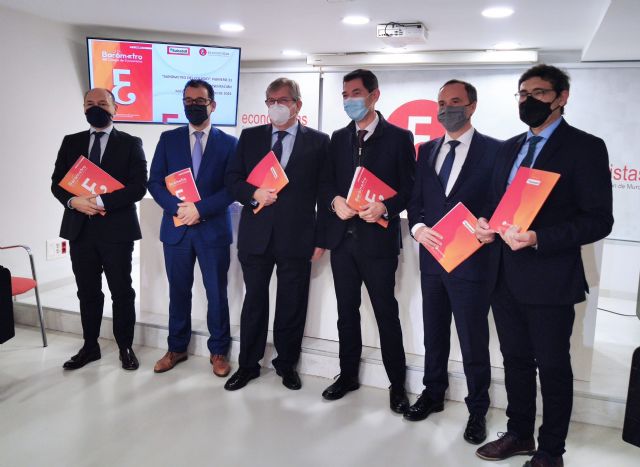 La sexta ola deteriora el índice de confianza de los economistas - 1, Foto 1