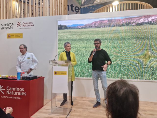 El Ayuntamiento de Calasparra presenta la oferta gastronómica y turística del municipio en el Stand Alimentos de España del Ministerio de Agricultura, Pesca y Alimentación - 1, Foto 1