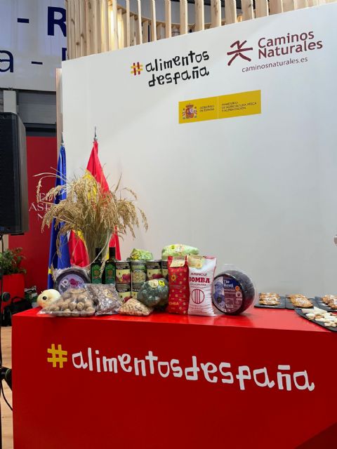 El Ayuntamiento de Calasparra presenta la oferta gastronómica y turística del municipio en el Stand Alimentos de España del Ministerio de Agricultura, Pesca y Alimentación - 2, Foto 2