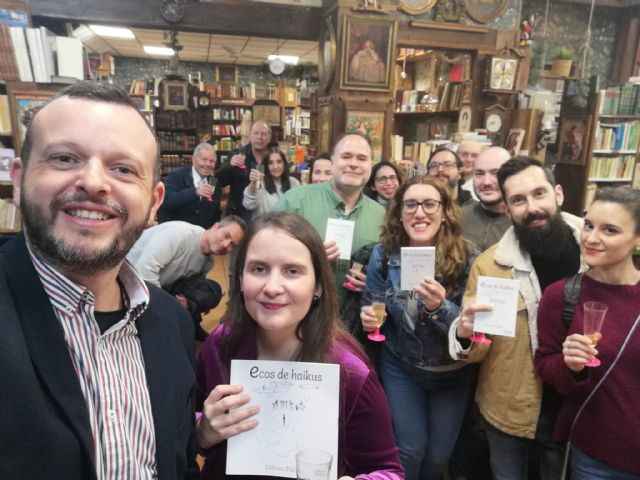 Débora Palop publica el poemario Ecos de haikus - 5, Foto 5