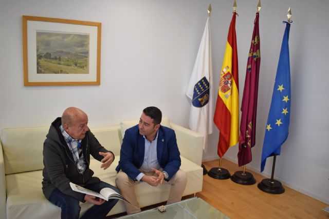 Una obra del escultor González Beltrán decorará el Ayuntamiento torreño - 3, Foto 3