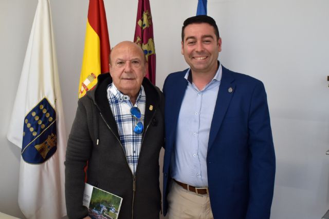 Una obra del escultor González Beltrán decorará el Ayuntamiento torreño - 4, Foto 4