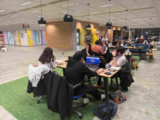 Más de 100 desarrolladores crean videojuegos en 48 horas en una nueva edición de ´Madrid in Game HackJams´ junto a 42 Madrid Fundación Telefónica - 2, Foto 2