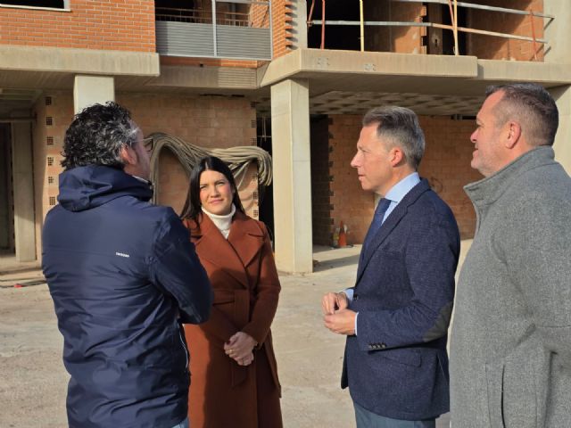 La reactivación de las obras en una torre de pisos junto al Campus Universitario permitirá la incorporación de 46 nuevas viviendas al parque inmobiliario del municipio - 2, Foto 2