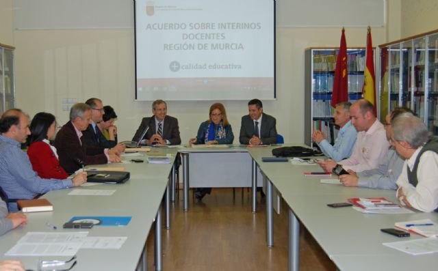 La Mesa Sectorial de Educación aprueba un acuerdo unánime e histórico sobre interinos docentes en la Región de Murcia - 1, Foto 1