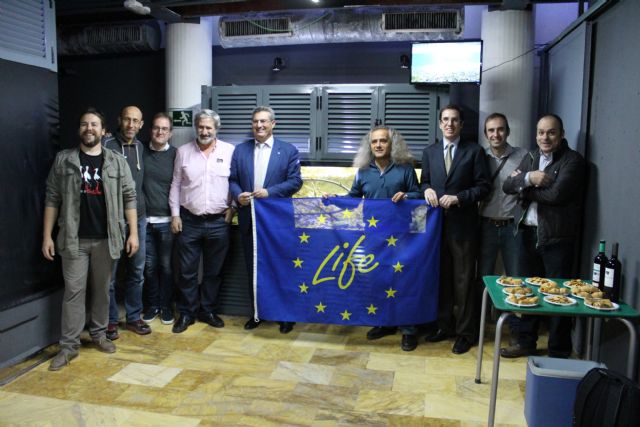Los habitantes del Segura ya tienen su propio estanque en el acuario de la UMU en el Cuartel de Artillería - 1, Foto 1