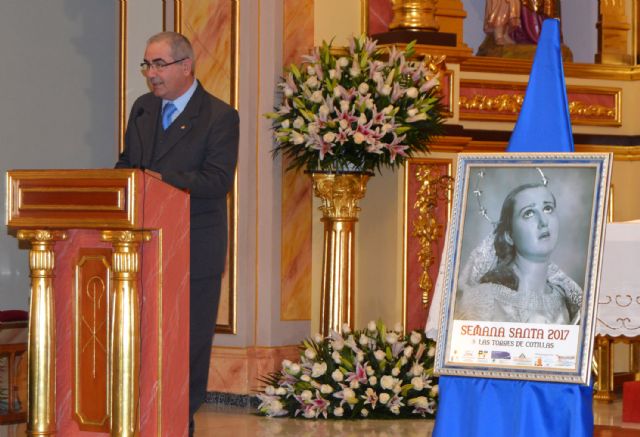 La Semana Santa 2017 de Las Torres de Cotillas se rinde a la Virgen de los Dolores en su cartel - 3, Foto 3
