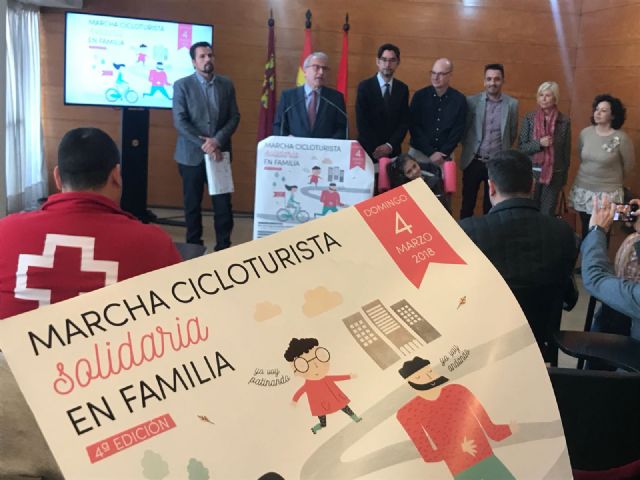 Adultos y niños podrán recorrer Murcia en bicicleta por una buena causa en la IV Marcha Ciclo-Turista Solidaria - 1, Foto 1