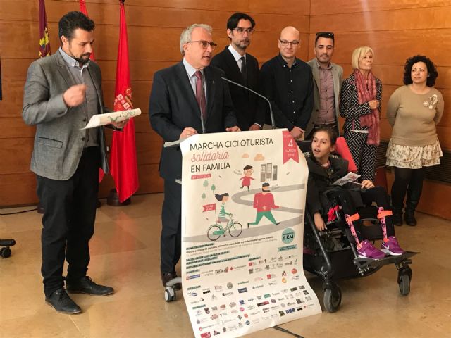 Adultos y niños podrán recorrer Murcia en bicicleta por una buena causa en la IV Marcha Ciclo-Turista Solidaria - 2, Foto 2