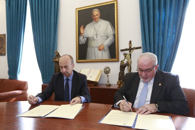 La UCAM y FARMAFORUM se unen para ofrecer una formación más cualificada en la industria farmacéutica - 1, Foto 1