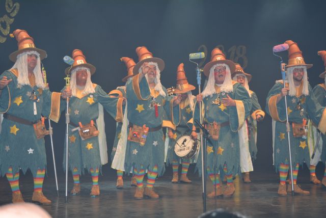 El III Certamen Nacional de Chirigotas Carnaval de Águilas pone en pie al público del Auditorio - 4, Foto 4