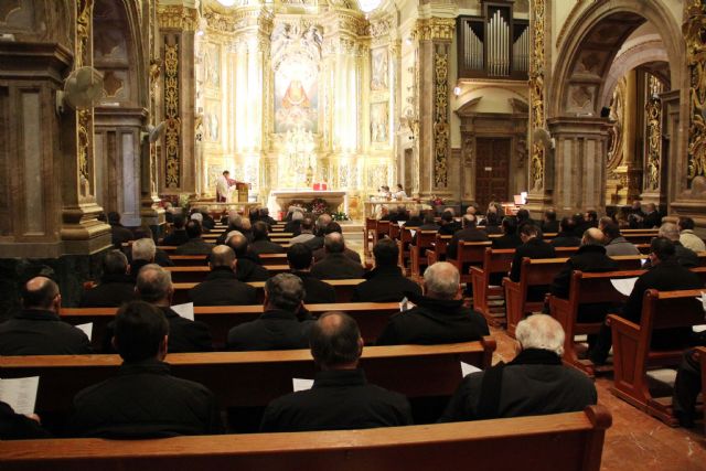 El Obispo invita a los sacerdotes a “expropiarse” de sí mismos para dar a conocer a Cristo - 1, Foto 1