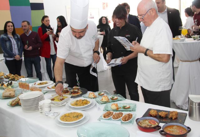 Puerto Lumbreras rinde homenaje a la gastronomía tradicional con la I edición de la Ruta de la Cuchara - 1, Foto 1
