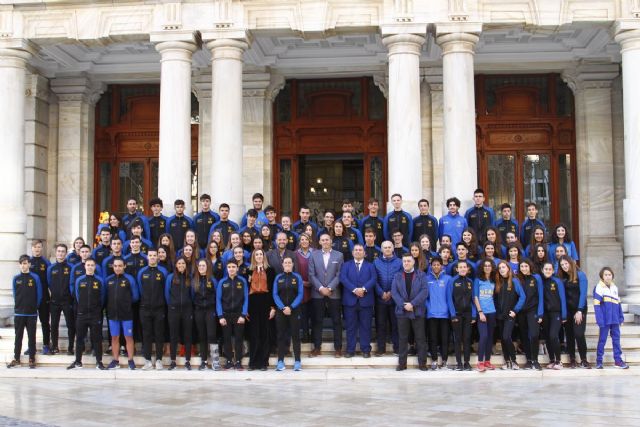 Deportes acometerá la reforma integral de la pista de atletismo de Cartagena en esta legislatura - 1, Foto 1