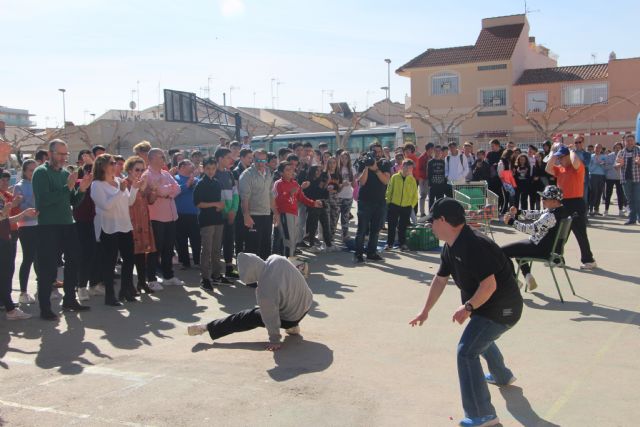 El Instituto Dos Mares acoge unas jornadas de deporte inclusivo junto a Aidemar y AFEMAR - 1, Foto 1